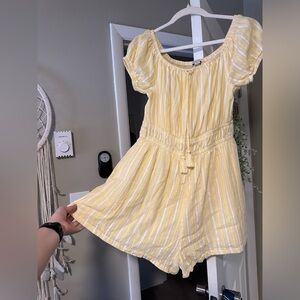 American Eagle White and yellow striped romper - medium